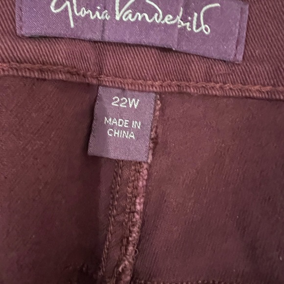Size 22W Short Gloria Vanderbilt Amanda🆕 Slimming Jean Classic Rise,tapered leg - Picture 8 of 16